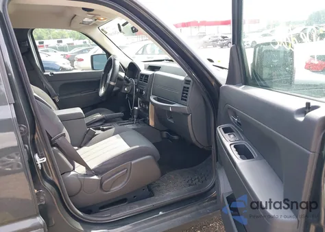 2010 Jeep Liberty Sport z USA, uszkodzony, nr VIN 1J4PN2GK9AW141998